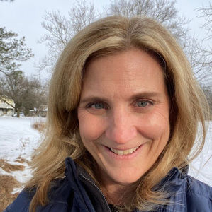 Meet your Posher, Jennifer